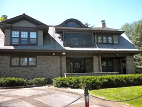 Dundee–Happy Hollow Historic District, Omaha