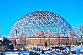 Desert Dome at Henry Doorly Zoo, Omaha